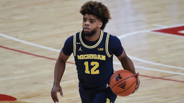 Best Bets For A Full Nba Slate And A Big Ten Hoops Battle In Ann Arbor Cbssports Com