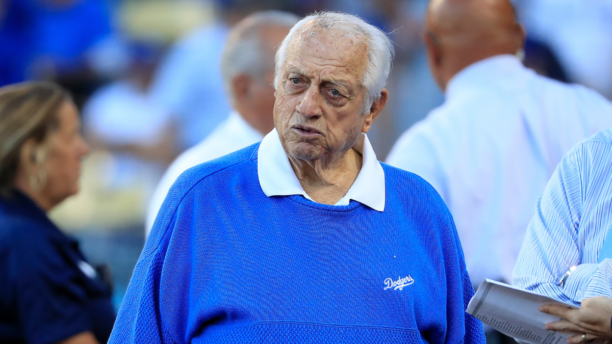 Dodgers mourn passing of Tommy Lasorda