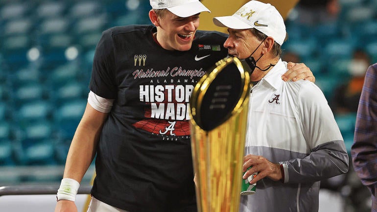 mac-jones-nick-saban-alabama-2.jpg