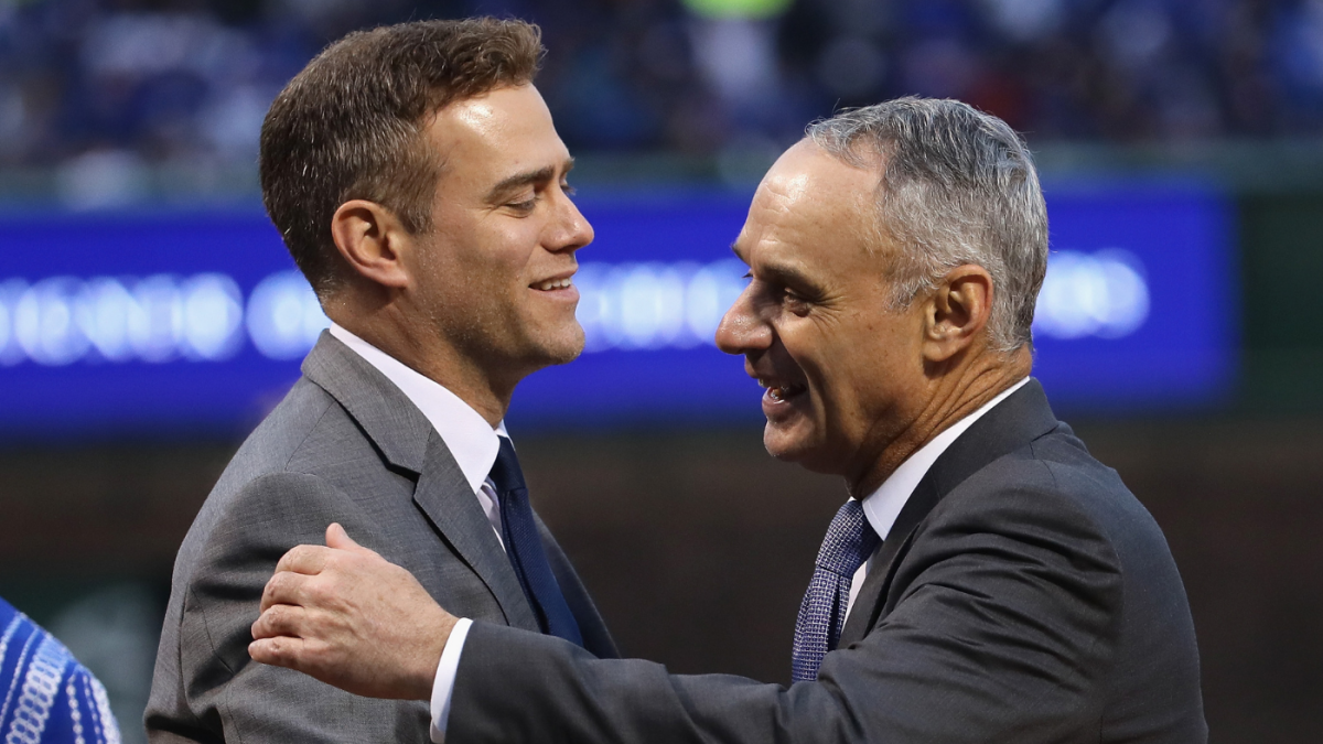 Theo Epstein rolls the dice with addition of struggling veteran