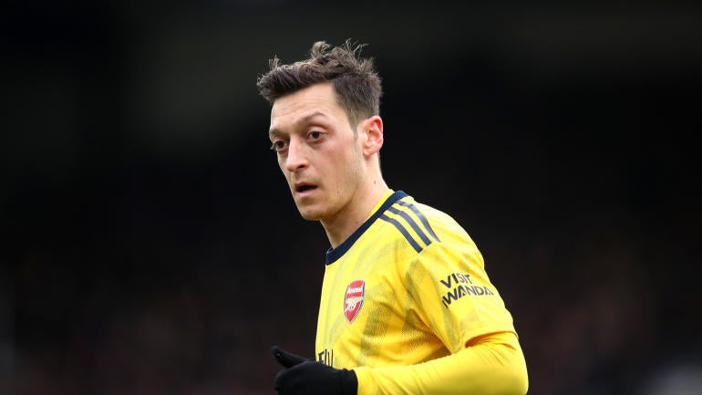mesut-ozil-arsenal.jpg