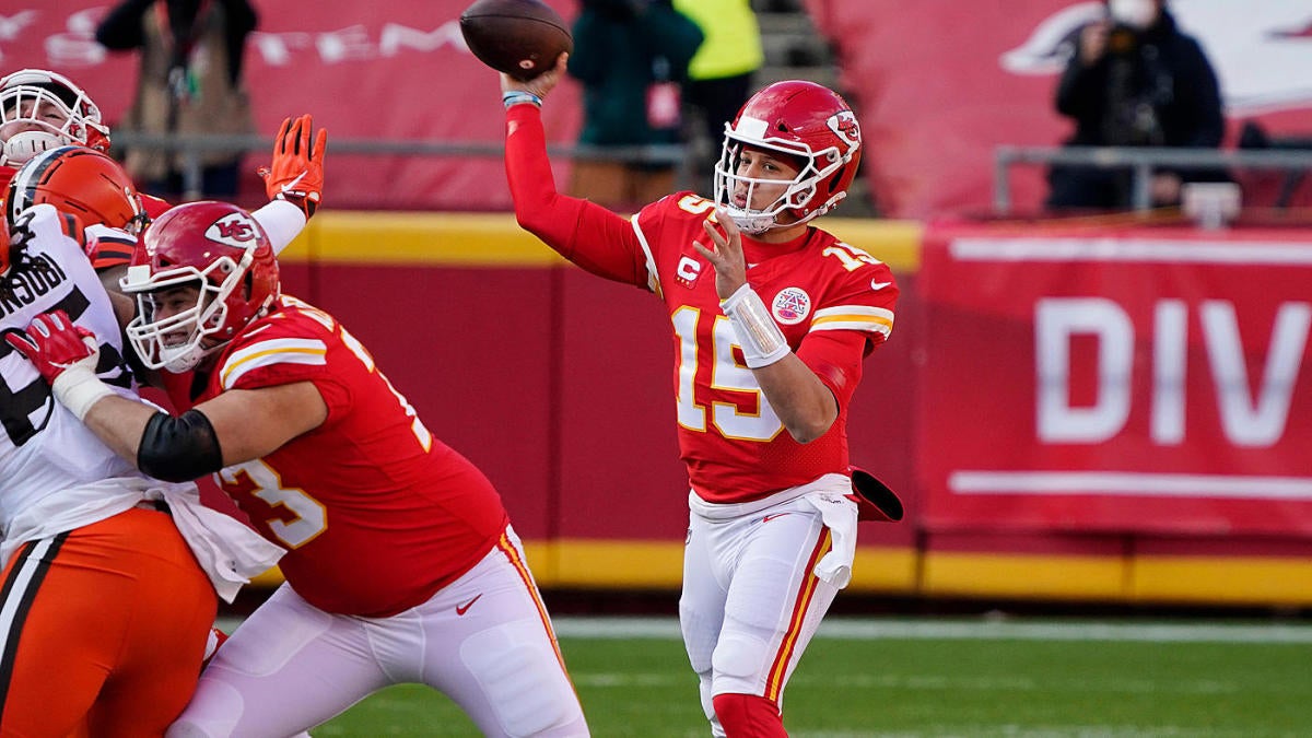 Did Chiefs' Patrick Mahomes suffer concussion vs. Browns? Star QB