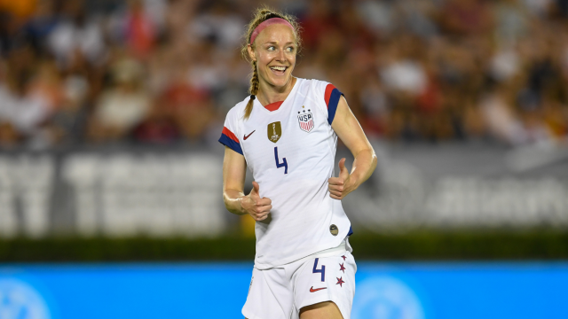 Uswnt Roster News Becky Sauerbrunn Named Captain Says She S Inspired By Carla Overbeck And Abby Wambach Cbssports Com