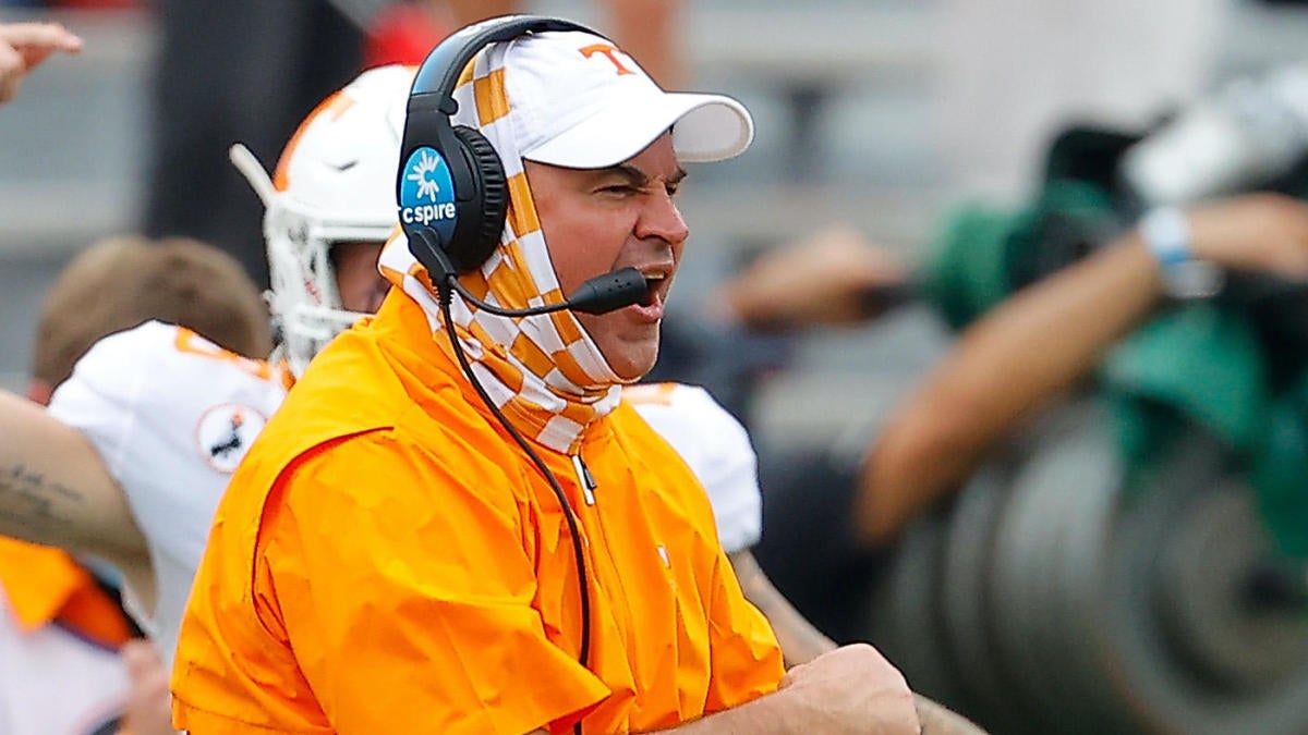 Tennessee coach Jeremy Pruitt fired nine staff members amid investigation into recruiting offenders