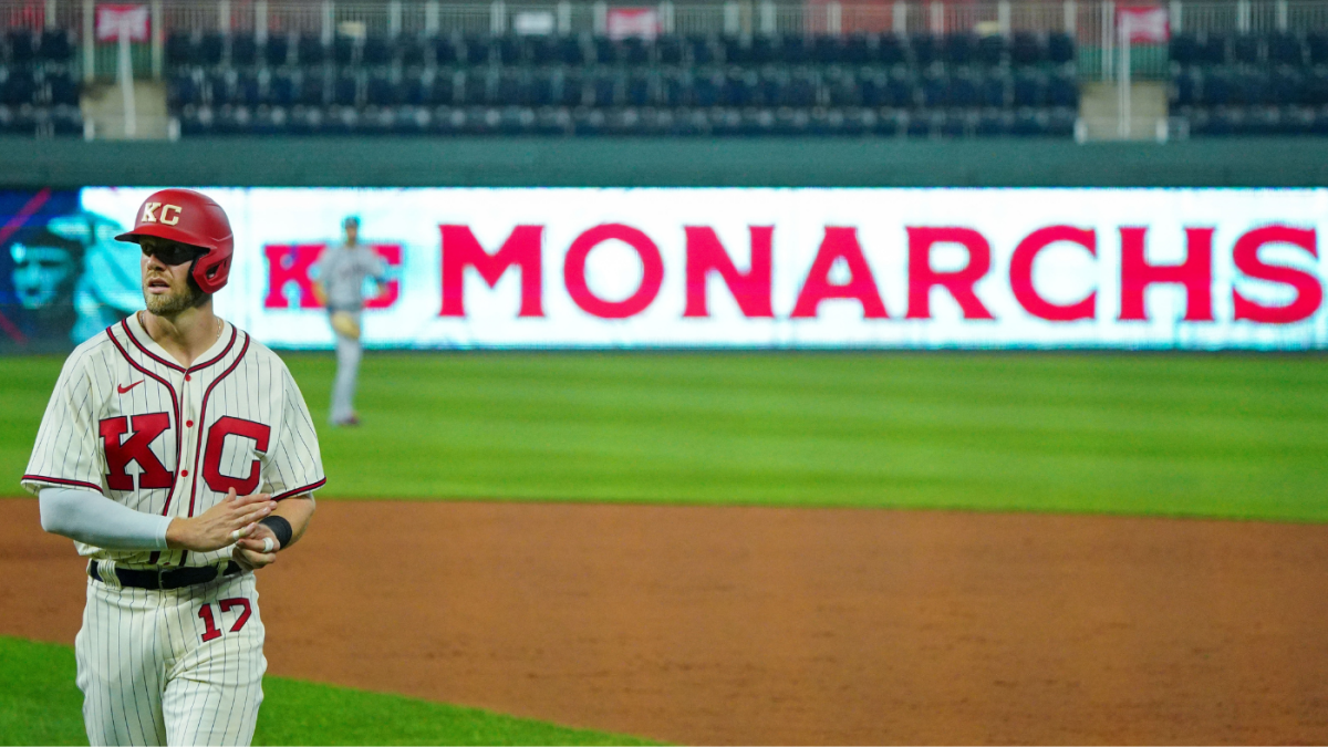 Kansas Jayhawks baseball wear uniforms honoring KC Monarchs