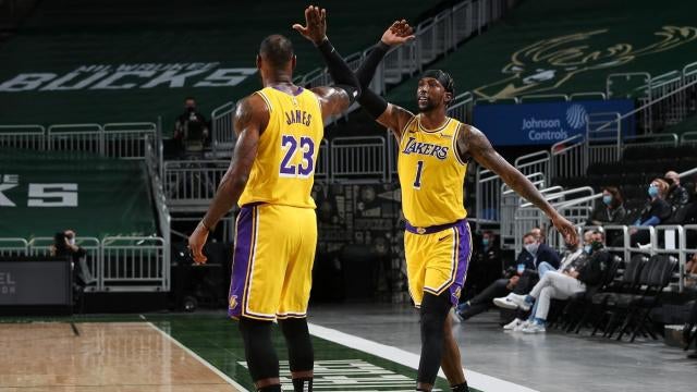 Lakers Vs Bucks Takeaways Lebron James Kentavious Caldwell Pope Have Scorching Shooting Nights In L A Win Cbssports Com