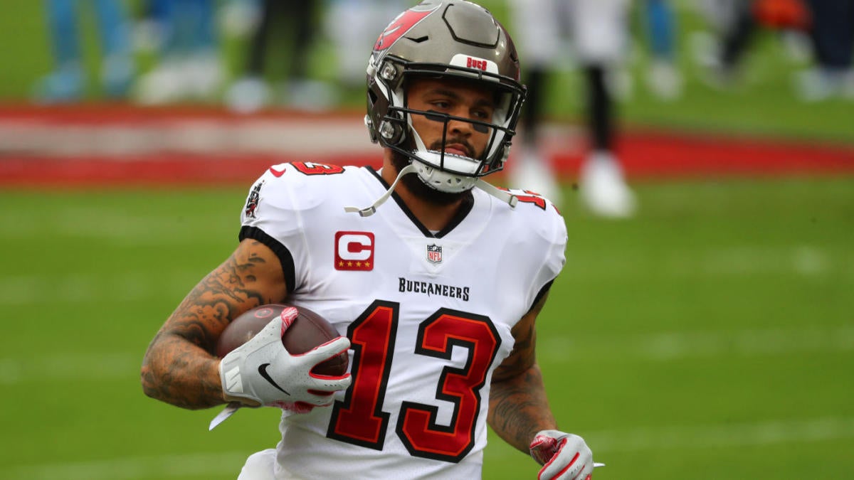Buccaneers place Mike Evans on the reserve/COVID-19 list; receiver also bat...