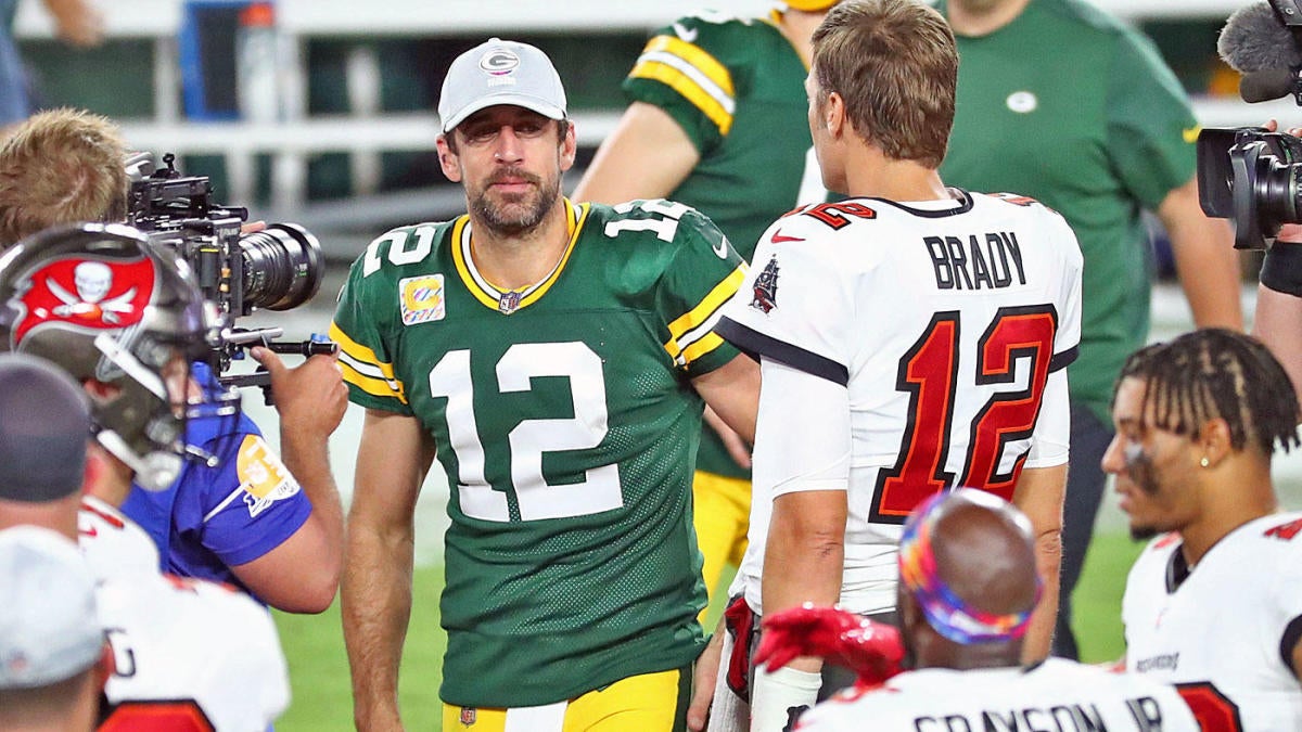 Will the Packers retire Aaron Rodgers' No. 12 jersey? Exploring the veteran  QB's odds