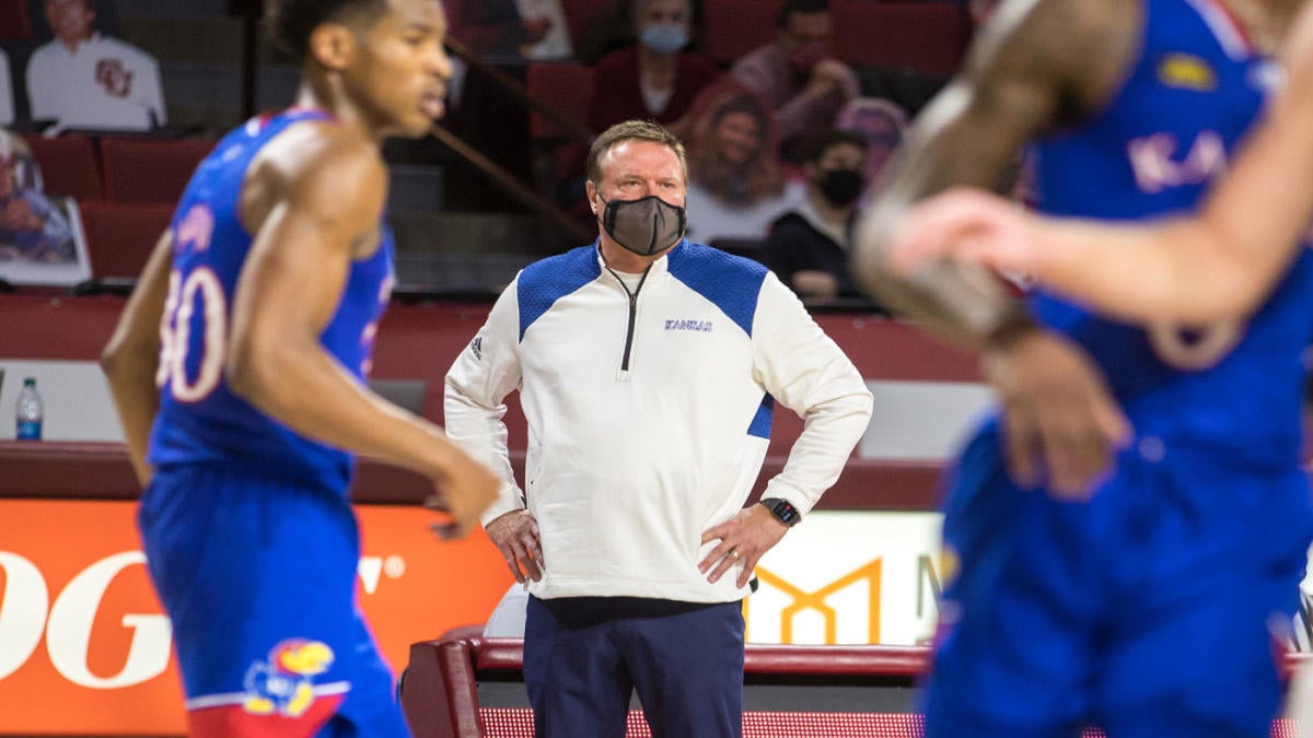 College basketball rankings: Kansas, Tennessee fall out of top 10 of