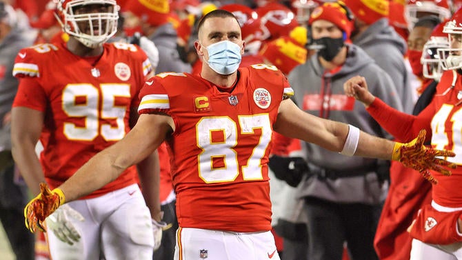 kelce-chiefs.jpg
