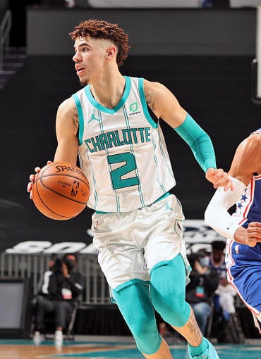 lamelo-ball-hornets.jpg