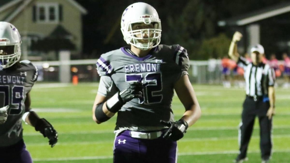 Introducing Ohio Fremont Ross Offensive Lineman Defensive Lineman Ethan Green Cbssports Com