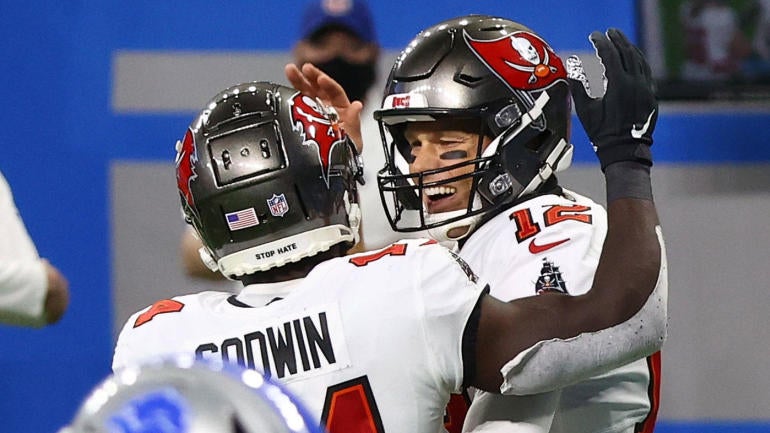 chris-godwin-tom-brady.jpg