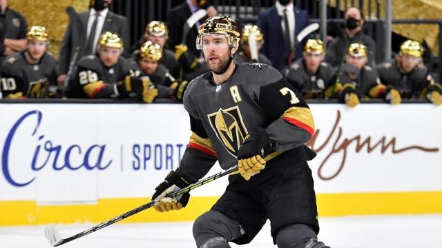 Look Vegas Golden Knights Debut Gold Chrome Helmets And Send Nhl Twitter Into A Frenzy Cbssports Com