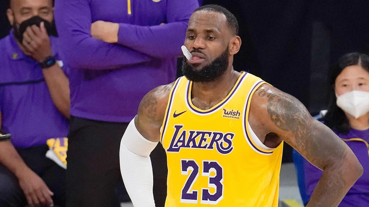 Can LeBron's Lakers Become Showtime 2.0 If They Can't Shoot? - The Ringer