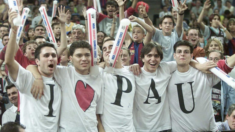 pau-gasol-fans.jpg