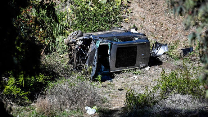 tiger-car-crash.jpg