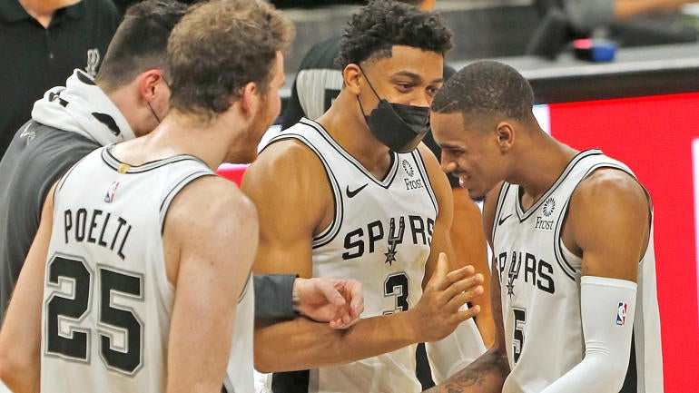 spurs.jpg