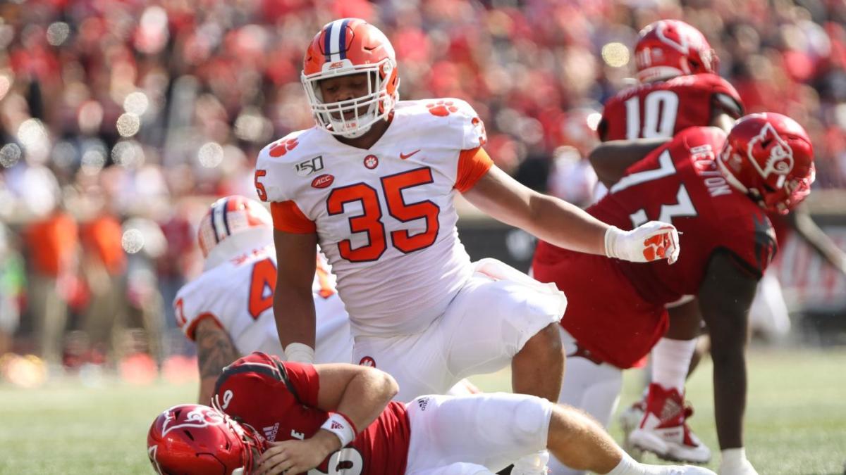 Justin Foster’s Clemson Leaving Program Reveals Fights After COVID-19 Diagnosis