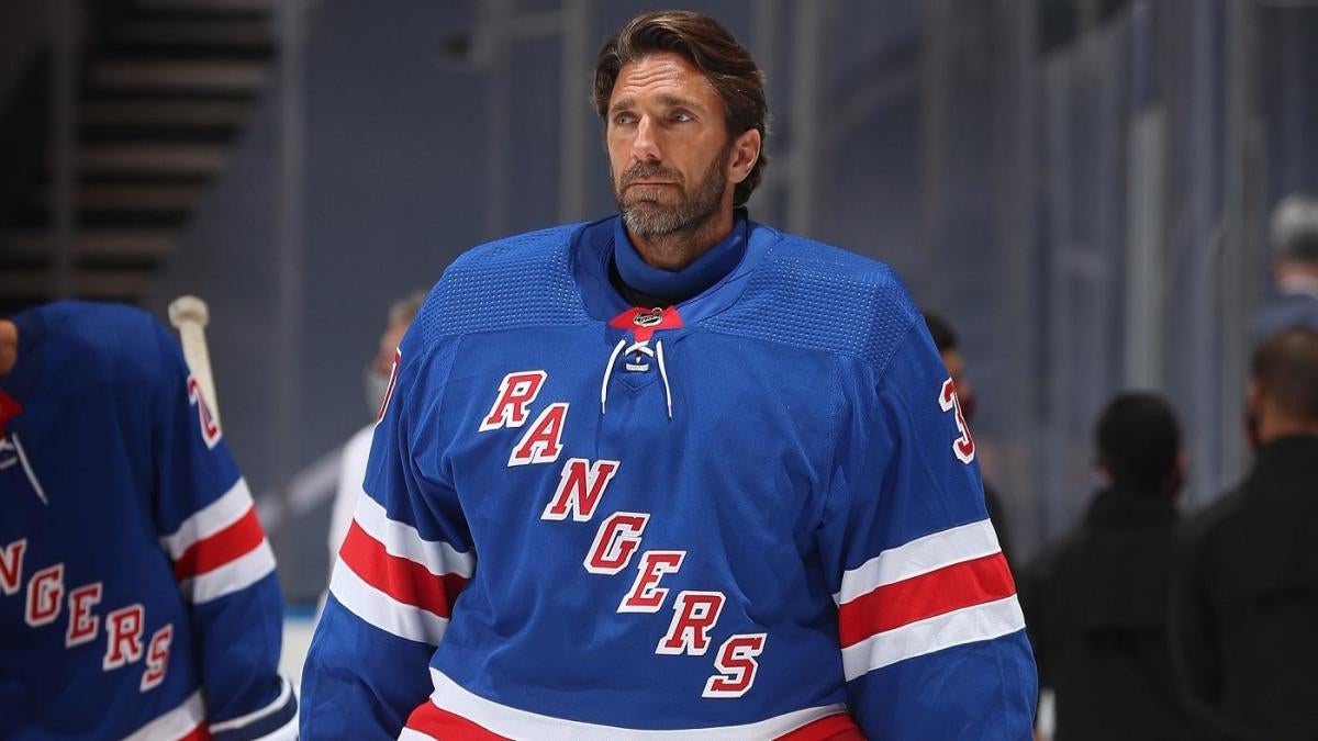 Henrik Lundqvist hits the ice for the first time since open-heart surgery:  'The best type of workday!