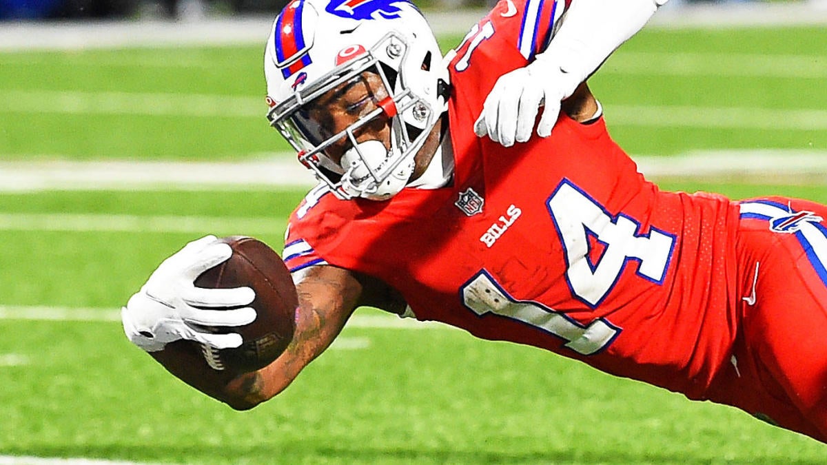 Buffalo Bills at New England Patriots NFL Thursday Night Football 2022  picks, odds and more - Revenge of the Birds