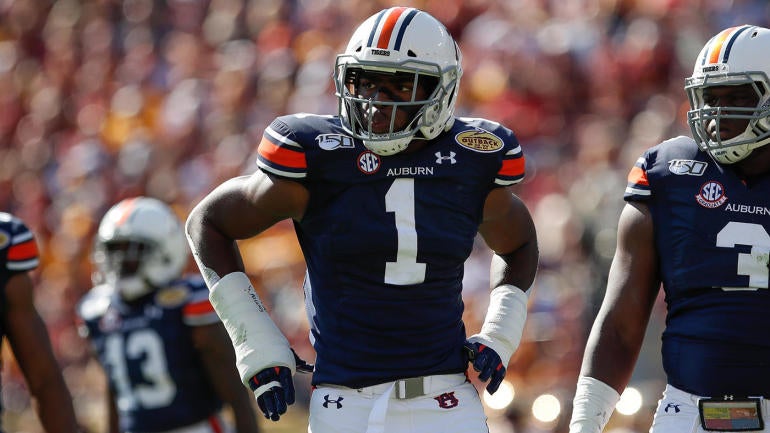 big-kat-bryant-pose-auburn.jpg