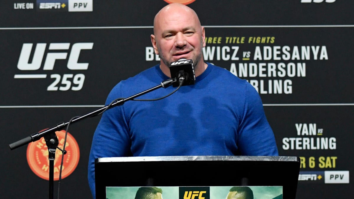Dana White memberitahu Jon Jones untuk tinggal di rumah untuk UFC 270, tidak yakin apakah dia berikutnya untuk gelar kelas berat