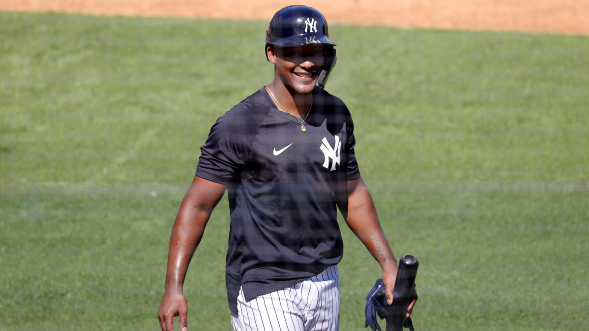 Yankees' Miguel Andujar faces setback in roster battle, needs to see  specialist for lingering issue 