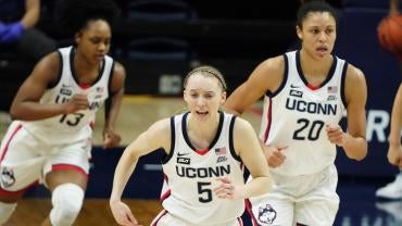 Paige Bueckers Christyn Williams Olivia Nelson-Ododa UConn Huskies Women's Basketball Connecticut