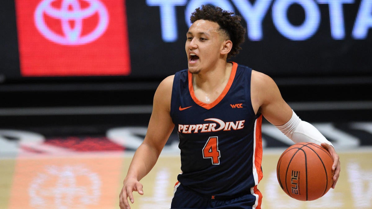 Pepperdine vs. Coastal Carolina odds, line: 2021 CBI Championship picks ...