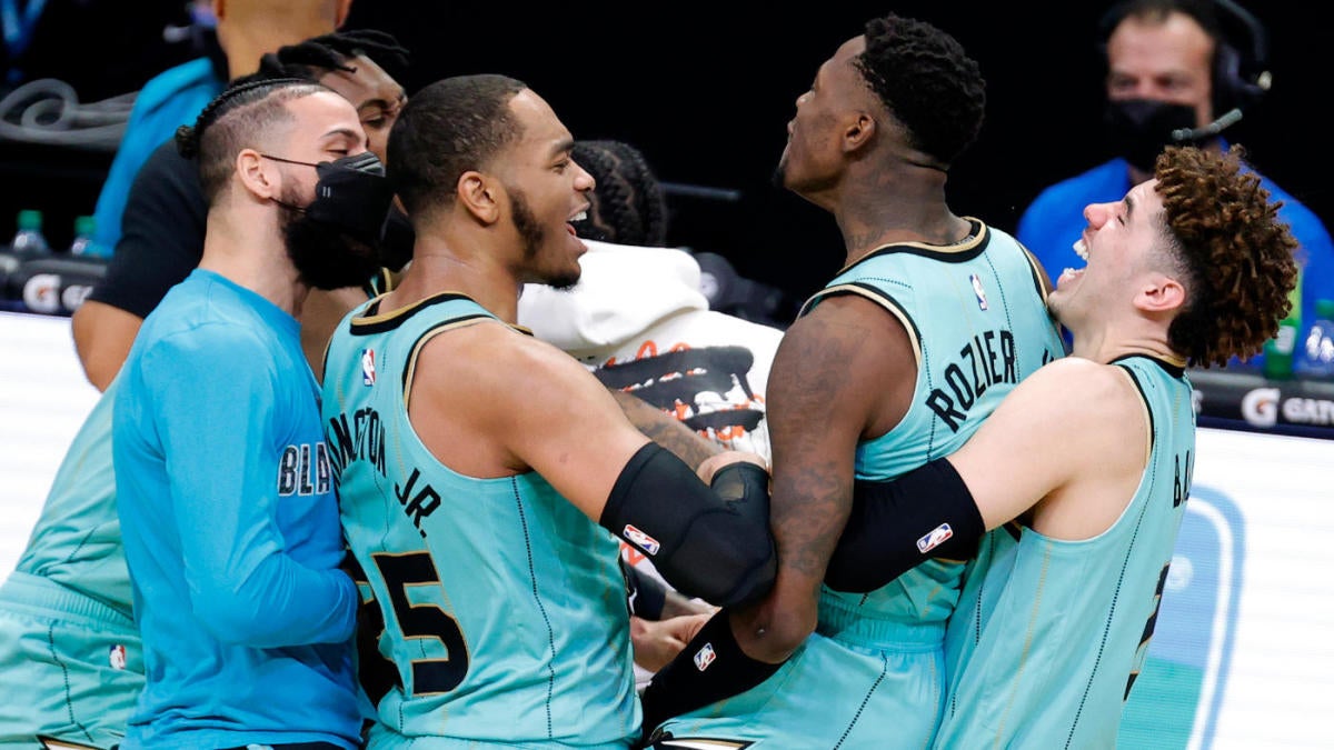 Gordon Hayward's wife says that the Charlotte Hornets don't protect their  players