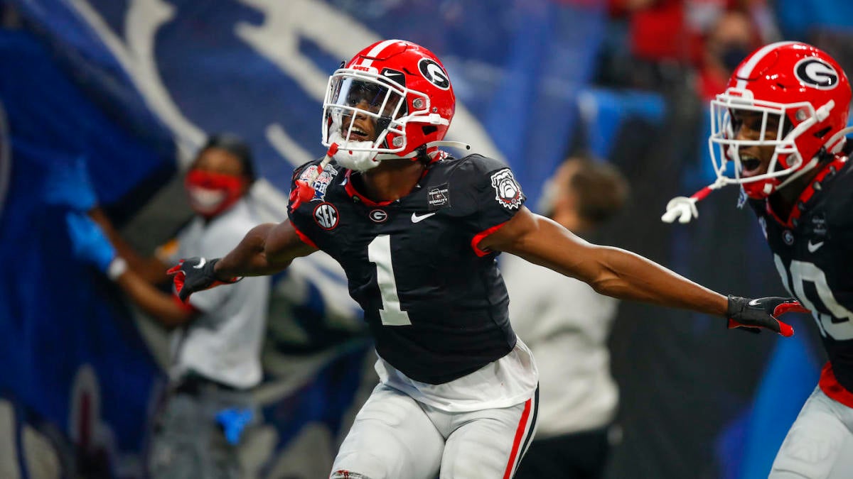 Georgia star receiver George Pickens out for season with ACL injury