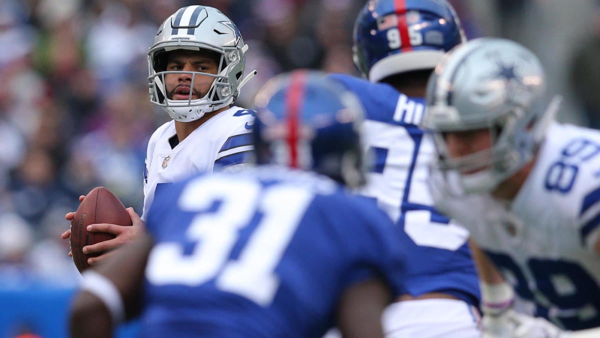 Dallas Cowboys defensive end Brent Urban (95) during the second