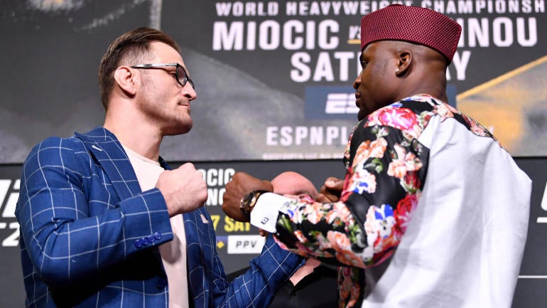 stipe-micoci-francis-ngannou-faceoff.jpg