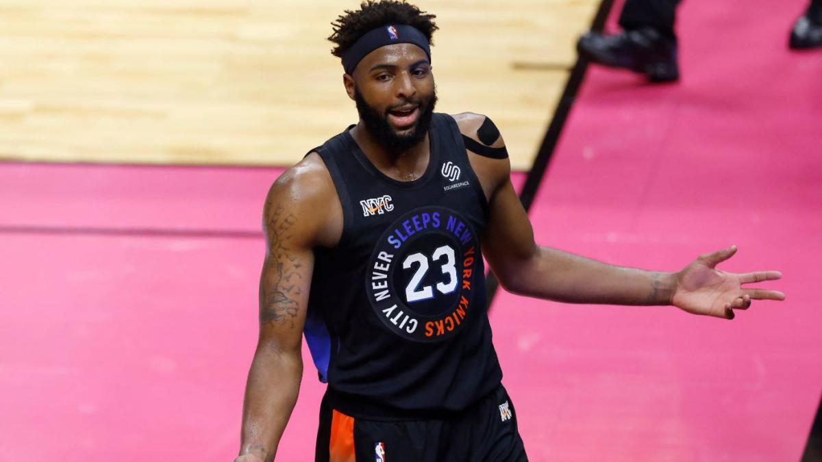 Eliminates big guy Mitchell Robinson indefinitely after suffering a fractured foot against Bucks