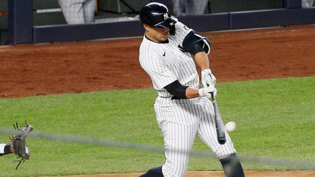 Aaron Judge promises fan he'll hit home run, obviously hits home