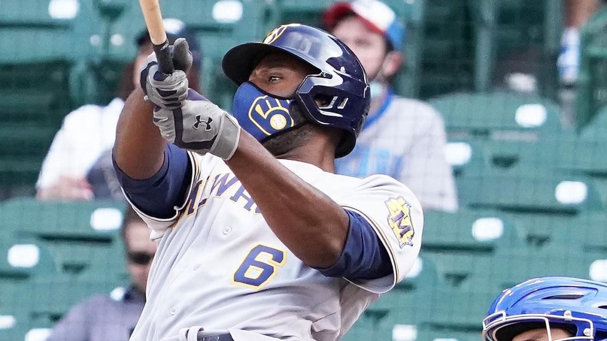 Notes: Brewers centerfielder Lorenzo Cain is not shy about banging into  walls
