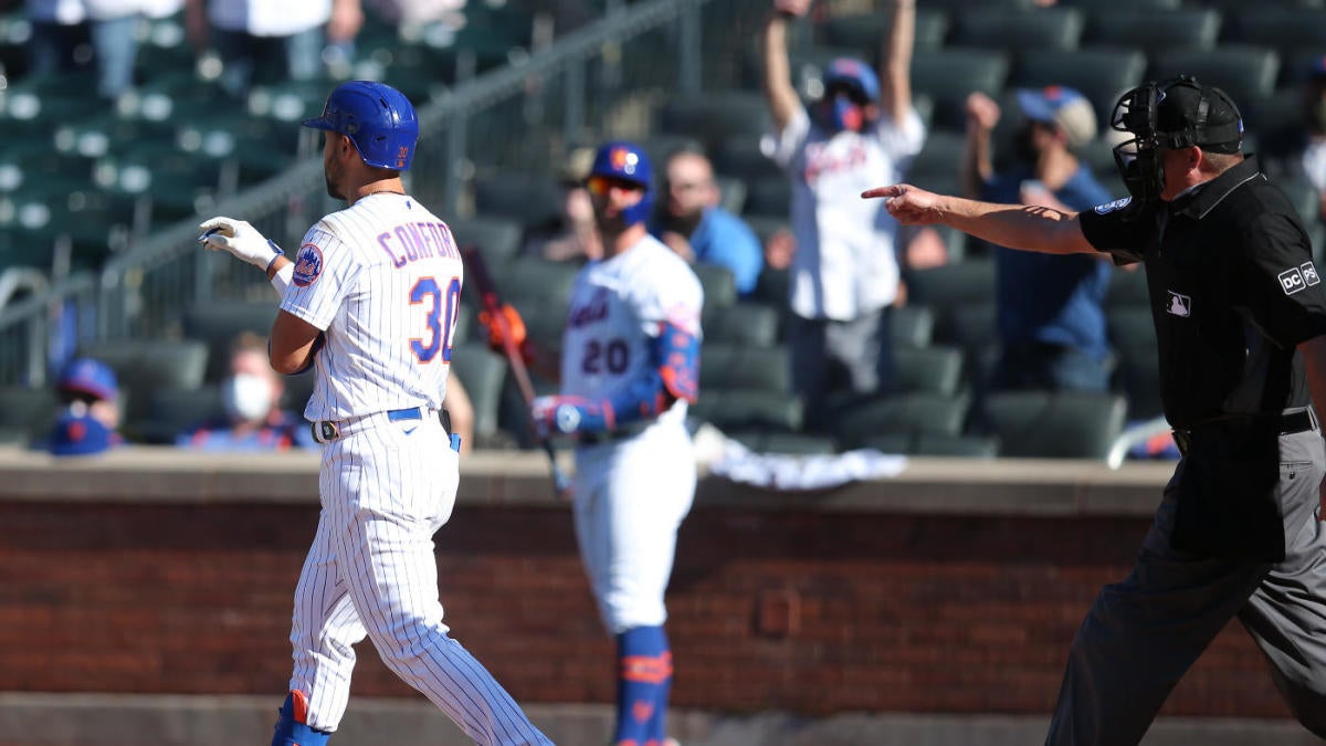 Mets secure controversial walk-off win as Michael Conforto