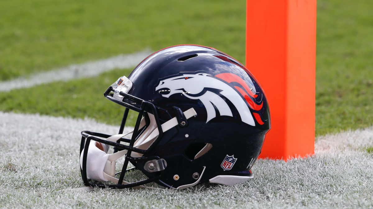 Denver Broncos mengumumkan bahwa mereka akan dijual, mengakhiri kepemilikan selama 38 tahun oleh keluarga Bowlen