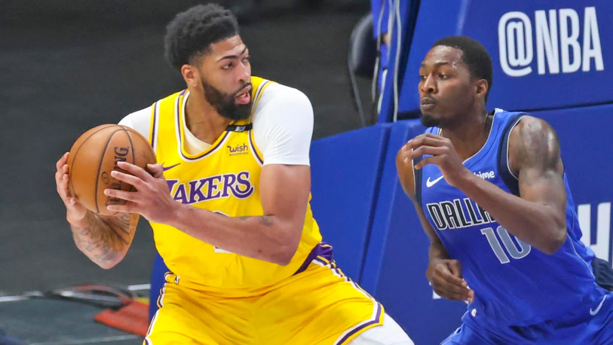 Lakers' Anthony Davis has uneven but encouraging performance in return from calf injury