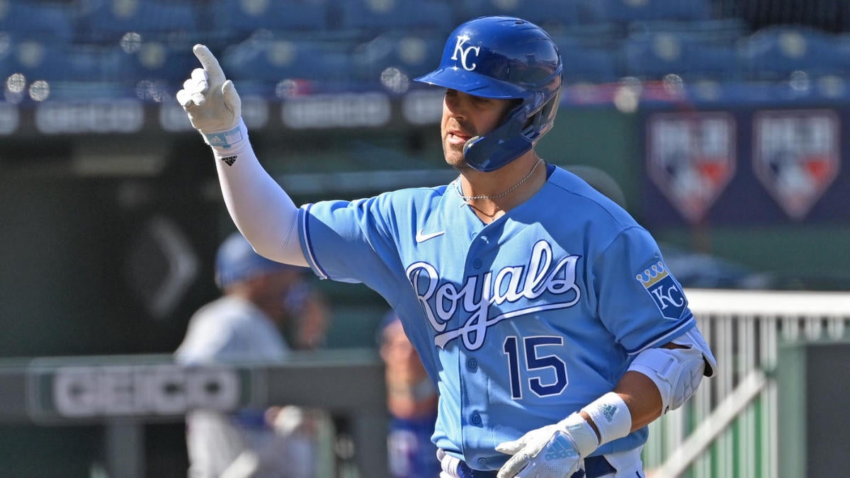 Royals rookie Whit Merrifield gets first MLB hit off David Price 