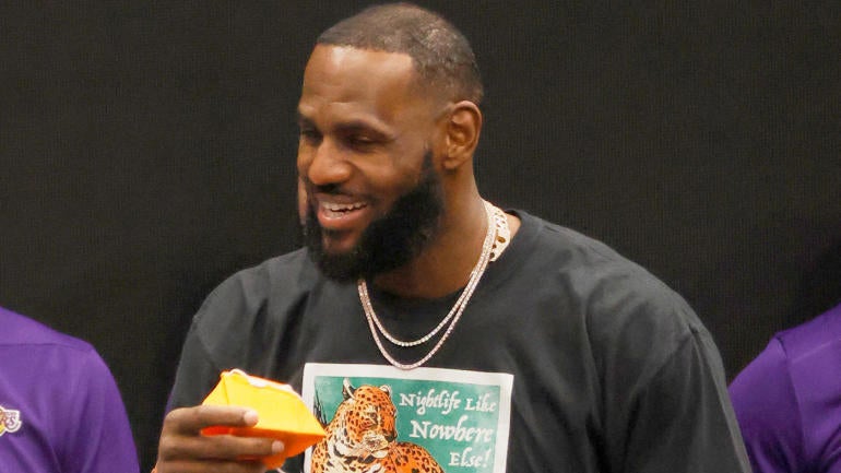 lebron.jpg