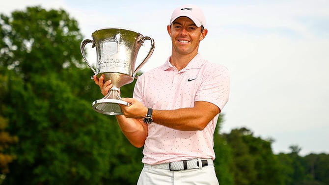 gettyimages-1317172166-rory-mcilroy-wins-2021-wells-fargo-trophy-1400.jpg