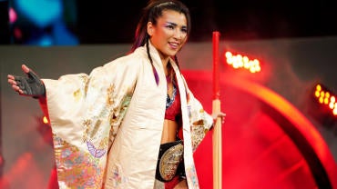 hikaru-shida-aew.jpg