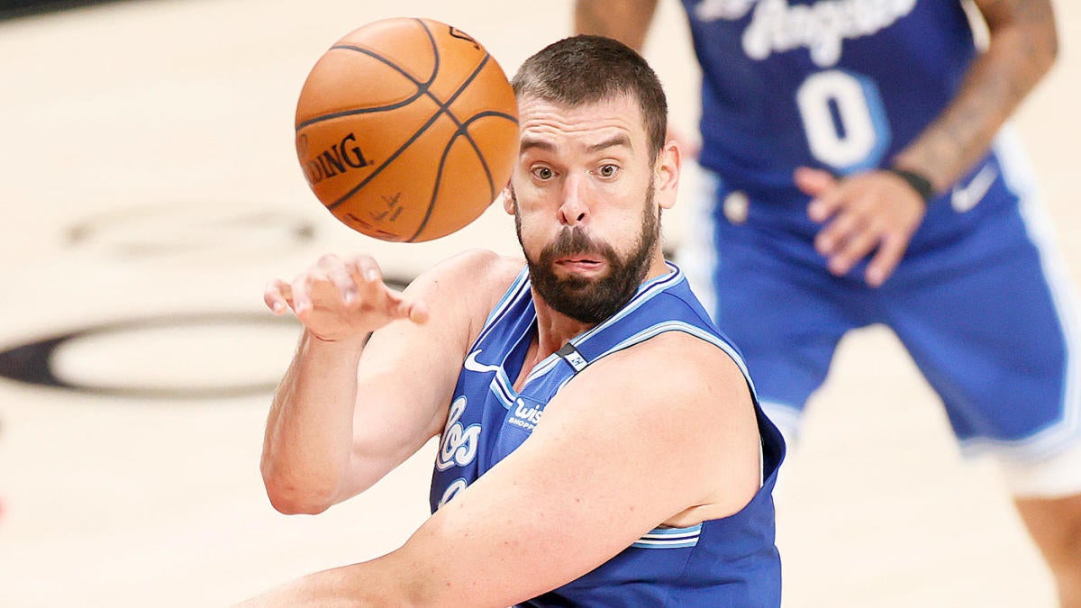 Marc Gasol - Los Angeles Lakers - Game-Worn Classic Edition (1960-61 Road  Jersey) - 2020-21 NBA Season