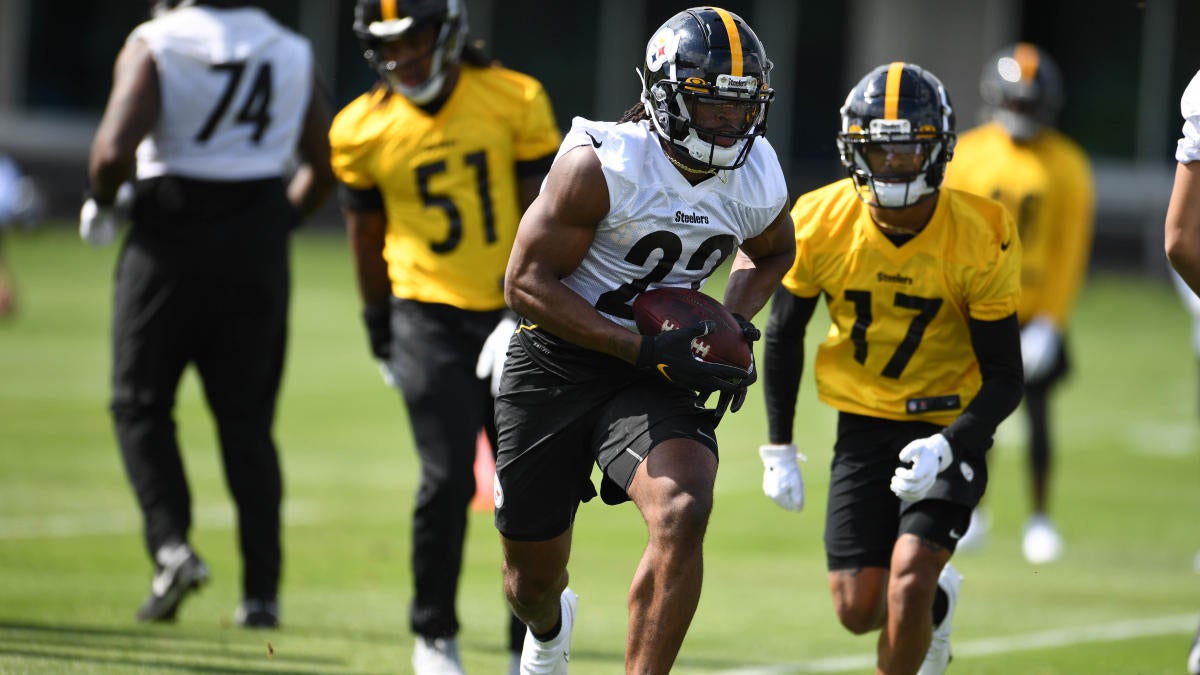 Steelers first-rounder Najee Harris makes quick impression during rookie  minicamp - CBSSports.com