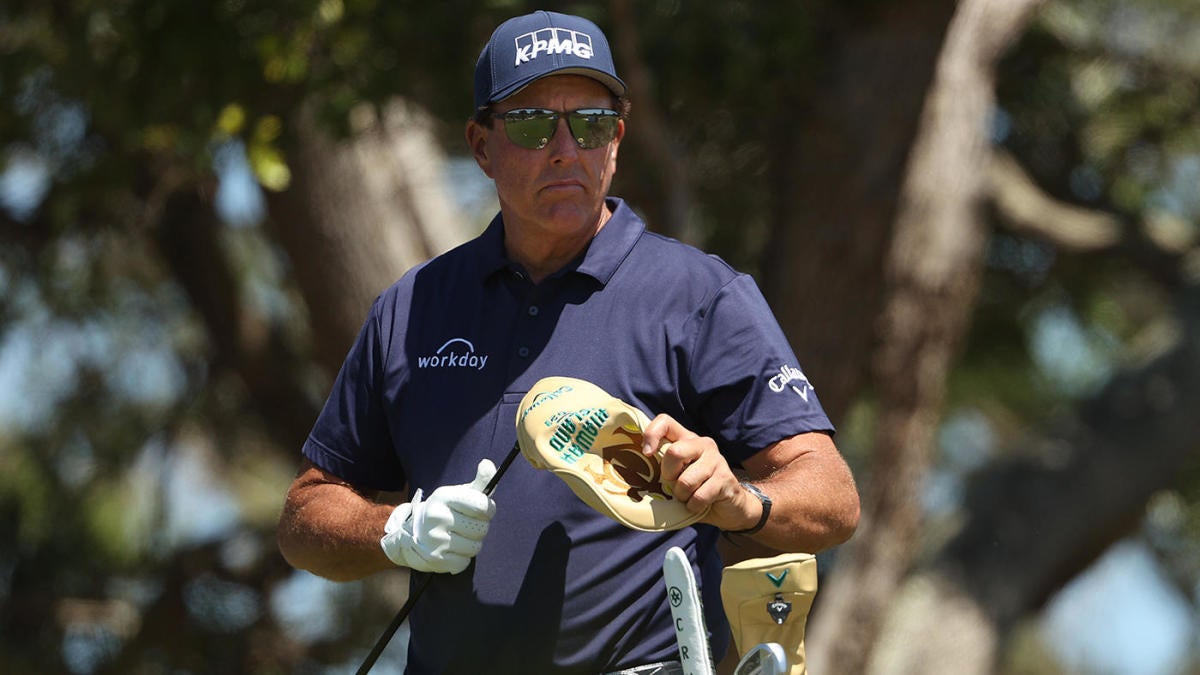 2021 PGA Championship scores, takeaways: Hope abound at Kiawah Island for Phil Mickelson, Corey Conners