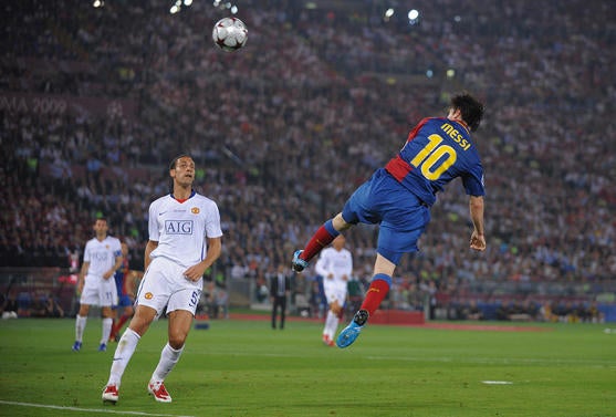 lionel-messi-barcelona-header-manchester-united-2009.jpg