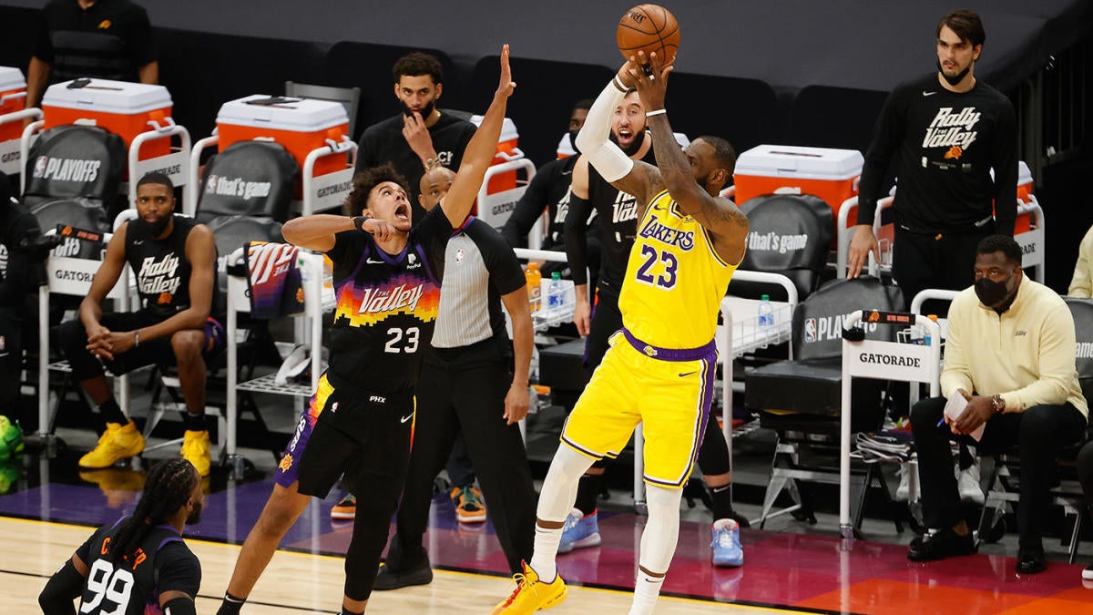 Luka Doncic Hit Buzzer-Beater so Wild Even LeBron Couldn't Believe It