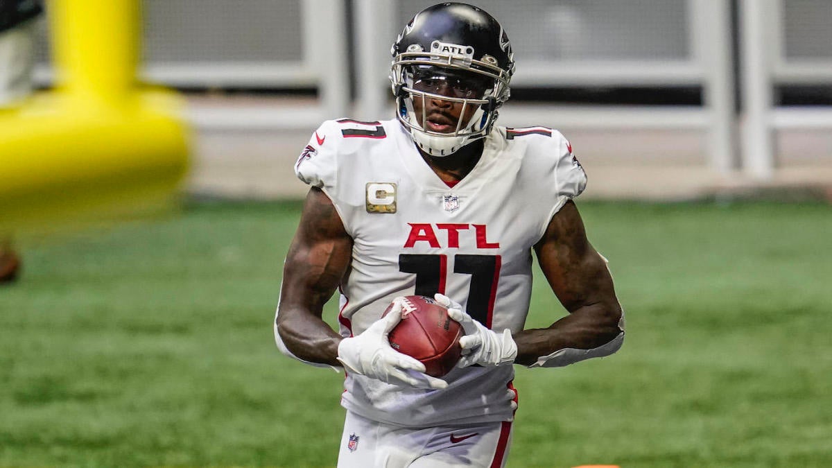 NFL - First look at Julio Jones in the Falcons' new unis 